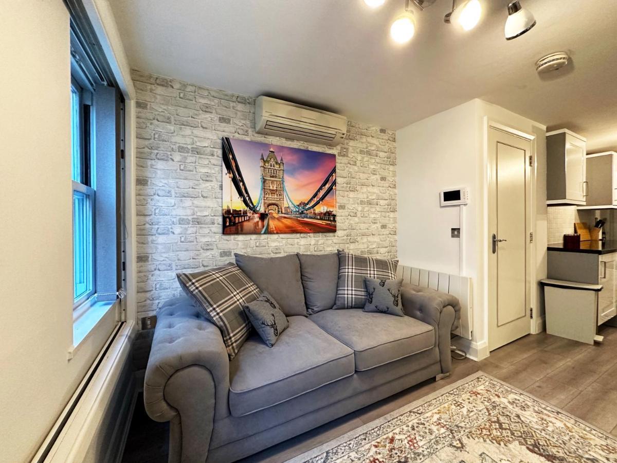 Chic Apartment In Mayfair Londyn Zewnętrze zdjęcie